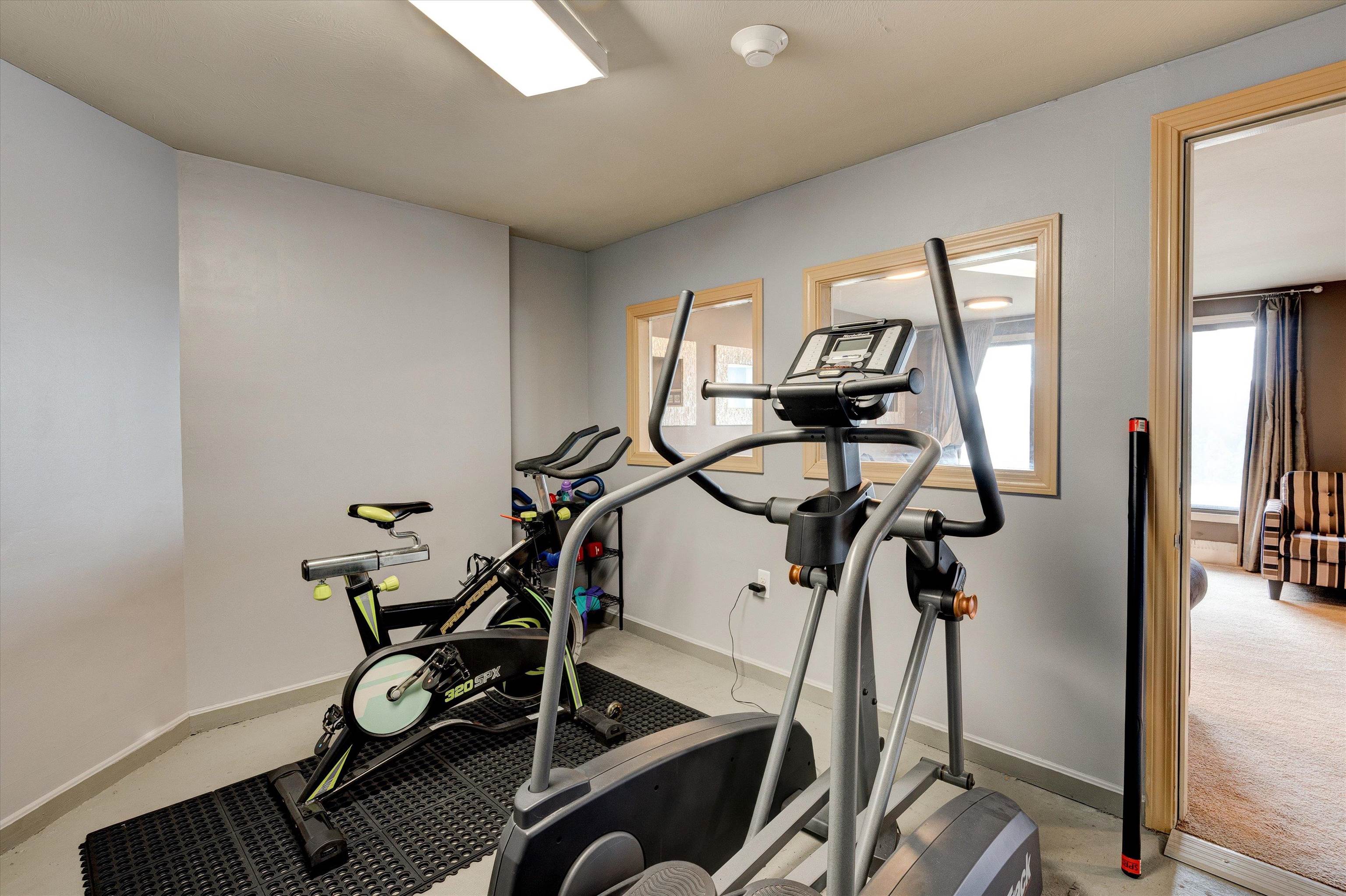 55 River Road, Unit 8E Manchester, NH 03104 - Photo 19 of 29
