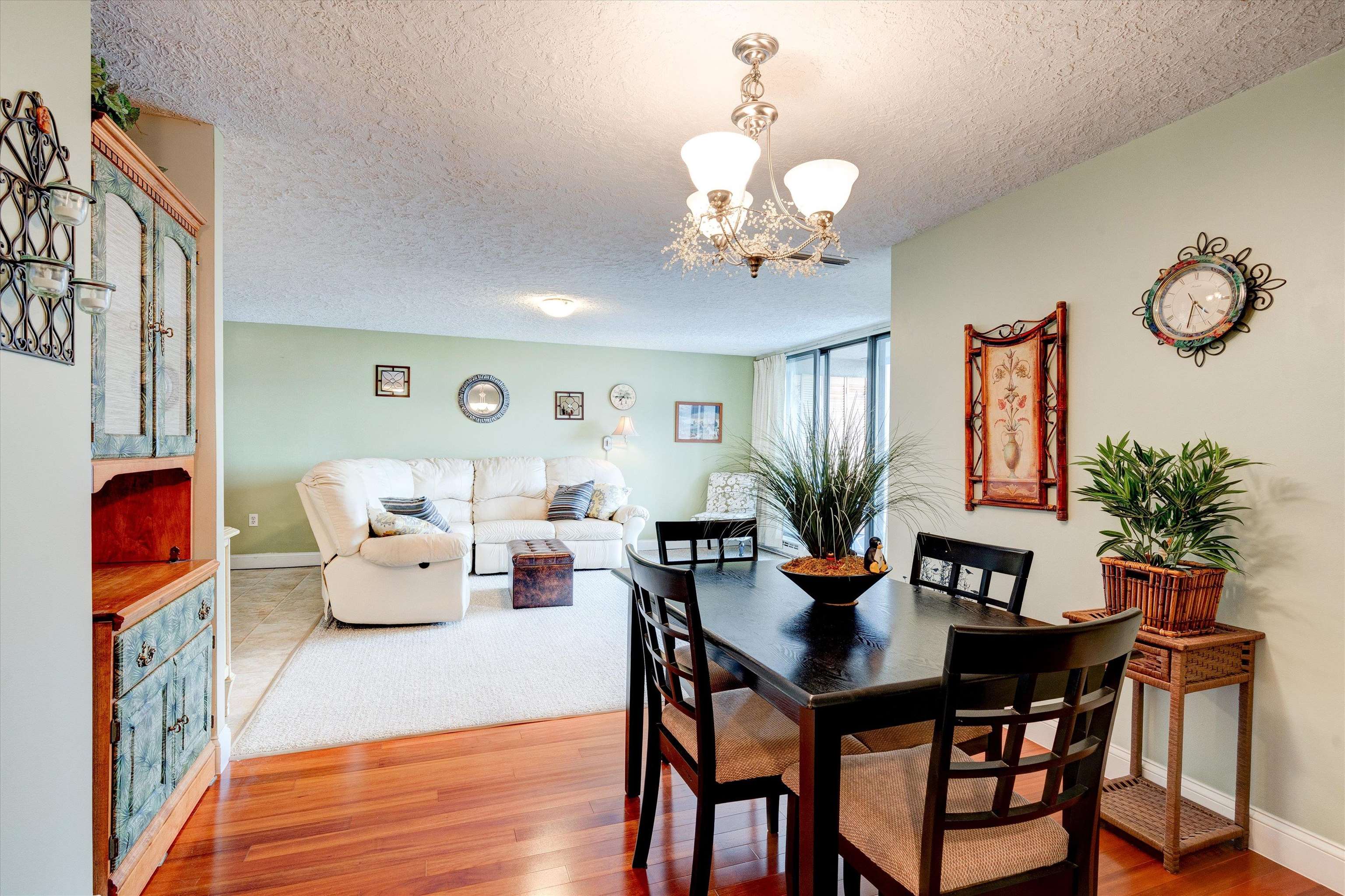 55 River Road, Unit 8E Manchester, NH 03104 - Photo 5 of 29