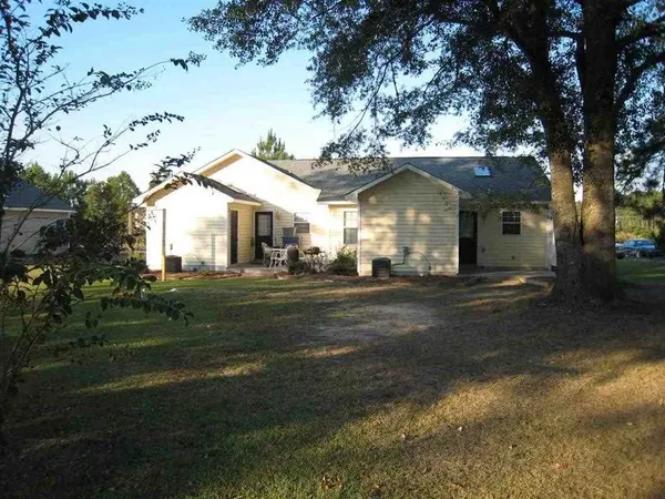 $1,100 | 137-1 Starling Road, Hubert, NC 28539
