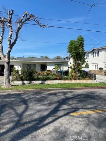 $949,950 | 6921 Vinevale Avenue, Bell, CA 90201