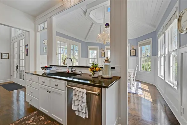$1,750,000 | 17095 Demi Drive, Loch Lloyd, MO 64012