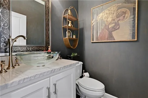 $1,750,000 | 17095 Demi Drive, Loch Lloyd, MO 64012