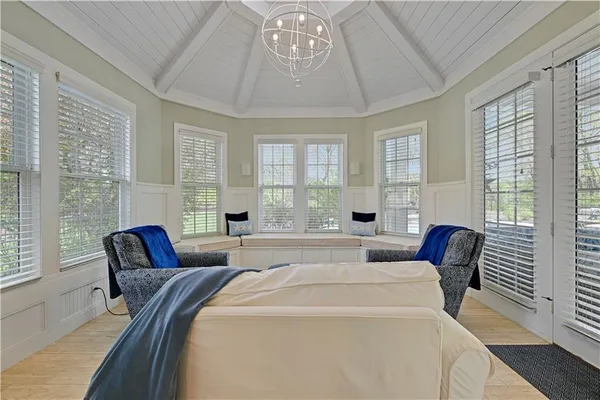 $1,750,000 | 17095 Demi Drive, Loch Lloyd, MO 64012