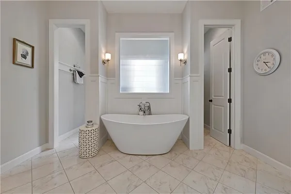 $1,750,000 | 17095 Demi Drive, Loch Lloyd, MO 64012