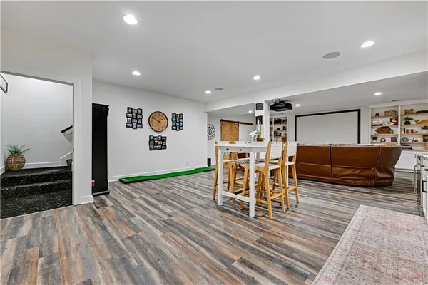 $1,750,000 | 17095 Demi Drive, Loch Lloyd, MO 64012