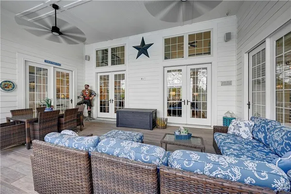 $1,750,000 | 17095 Demi Drive, Loch Lloyd, MO 64012