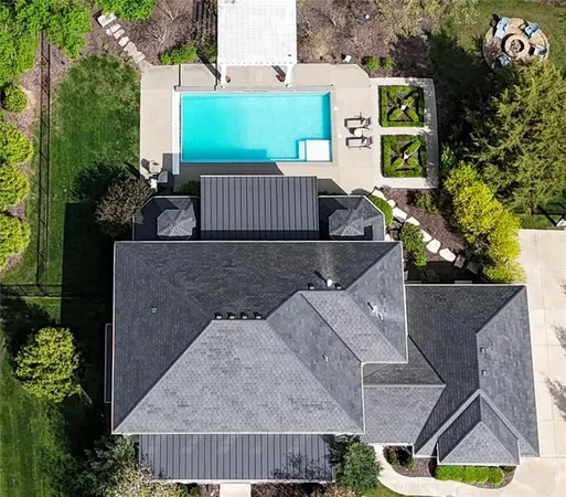 $1,750,000 | 17095 Demi Drive, Loch Lloyd, MO 64012