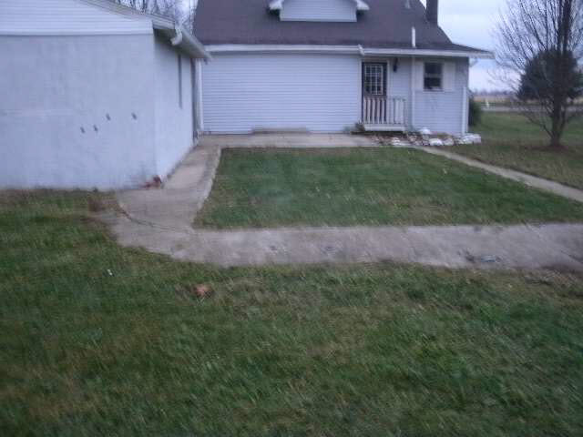 8331 South County Road Muncie, IN 47302 - Photo 2 of 8 Gallery Image 2