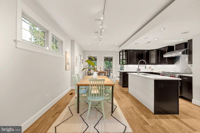 $989,000 | 914 Irving Street Northeast, Washington, DC 20017