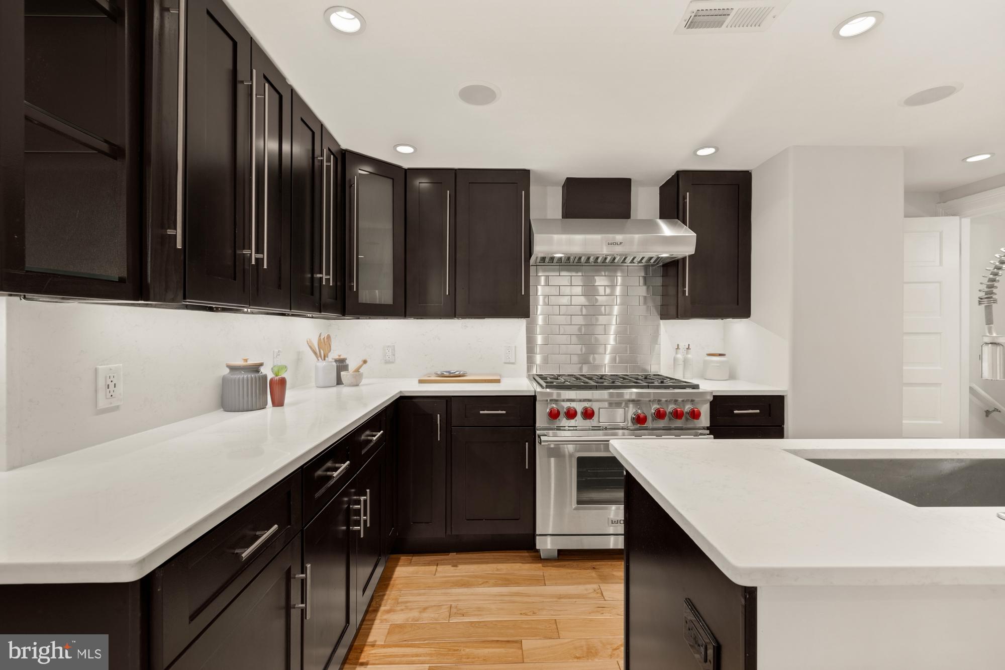 914 Irving Street Northeast Washington, DC 20017 - Photo 13 of 58