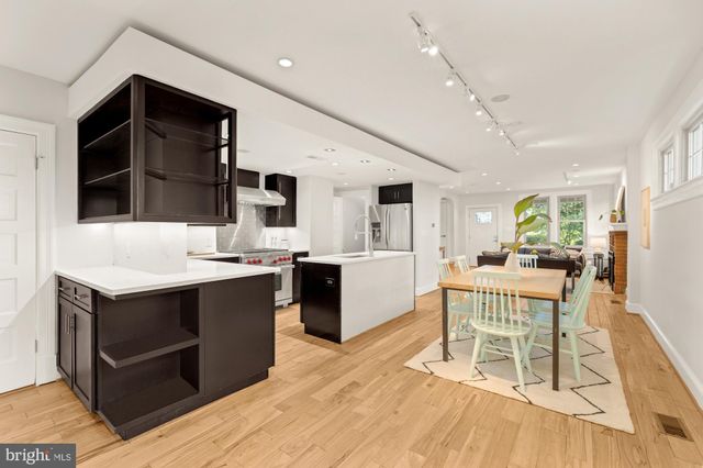 $989,000 | 914 Irving Street Northeast, Washington, DC 20017