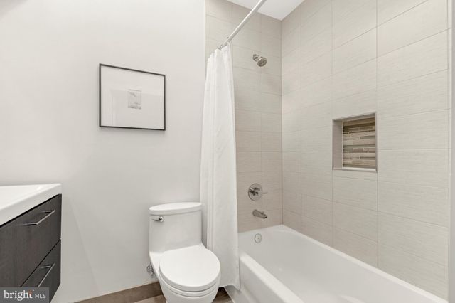 $989,000 | 914 Irving Street Northeast, Washington, DC 20017