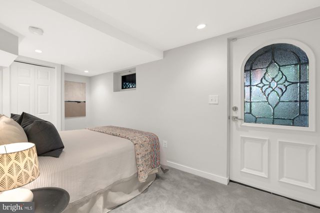 $989,000 | 914 Irving Street Northeast, Washington, DC 20017