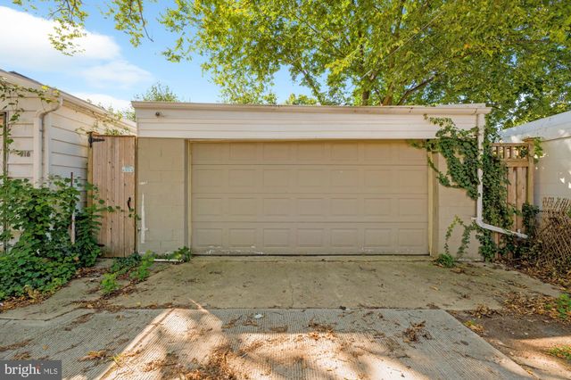 $989,000 | 914 Irving Street Northeast, Washington, DC 20017