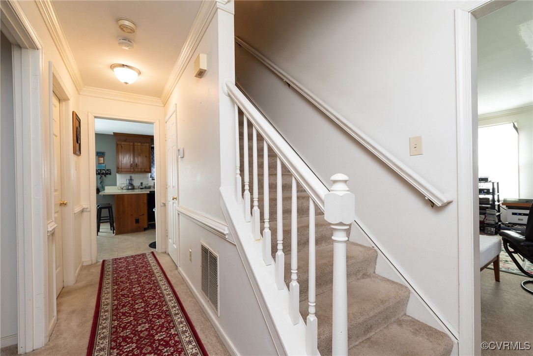 5604 Monguy Road Charles City, VA 23030 - Photo 10 of 49 Stairway featuring carpet, visible vents, and orna