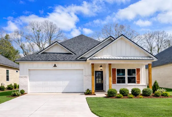 $277,900 | 281 South Bnd Avenue, Dothan, AL 36301