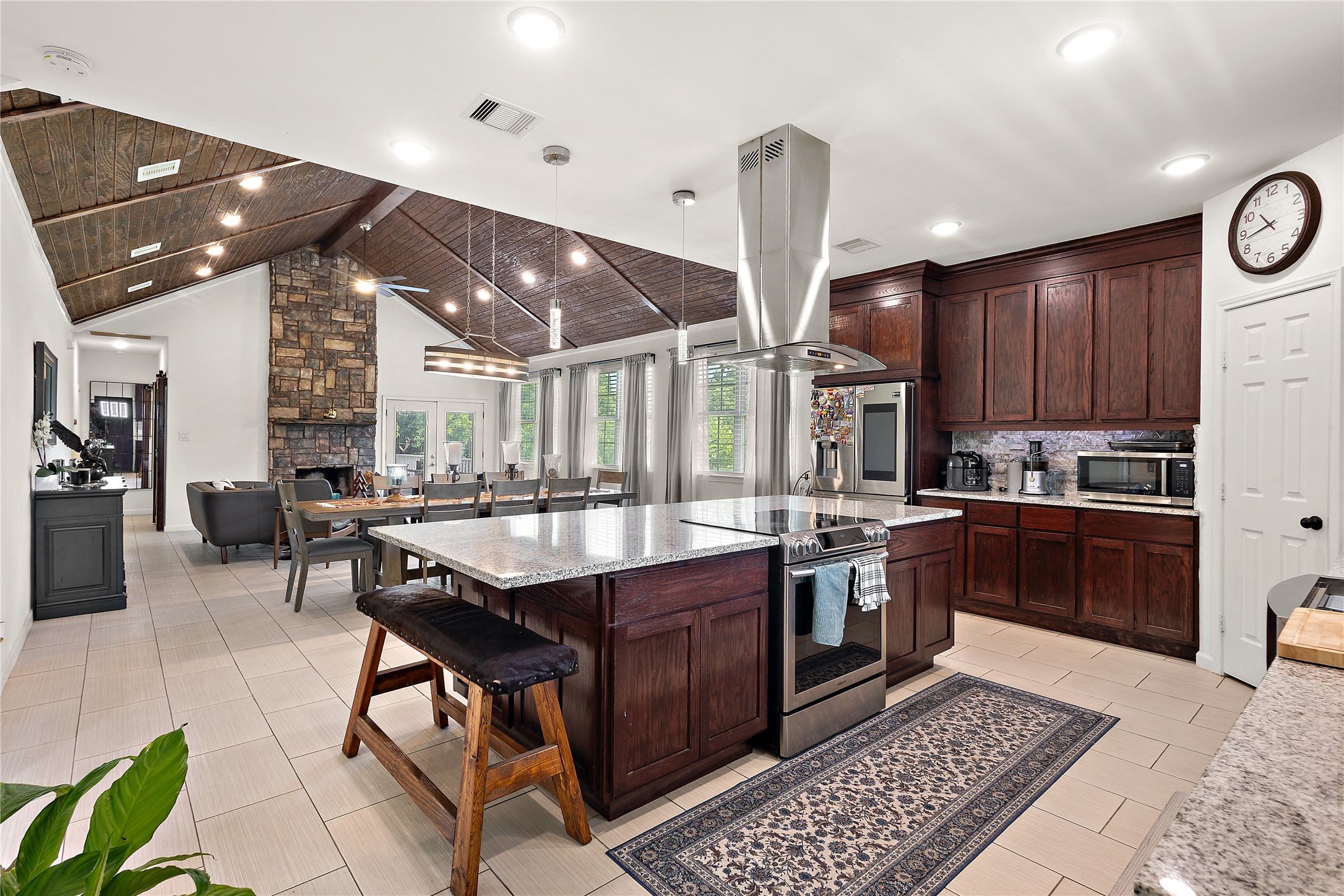 625 Pittman Road Richmond, TX 77469 - Photo 12 of 41 Open Kitchen and Dining Area