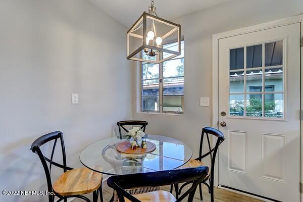 5052 Sunderland Road Jacksonville, FL 32210 - Photo 5 of 15 Dinning Room