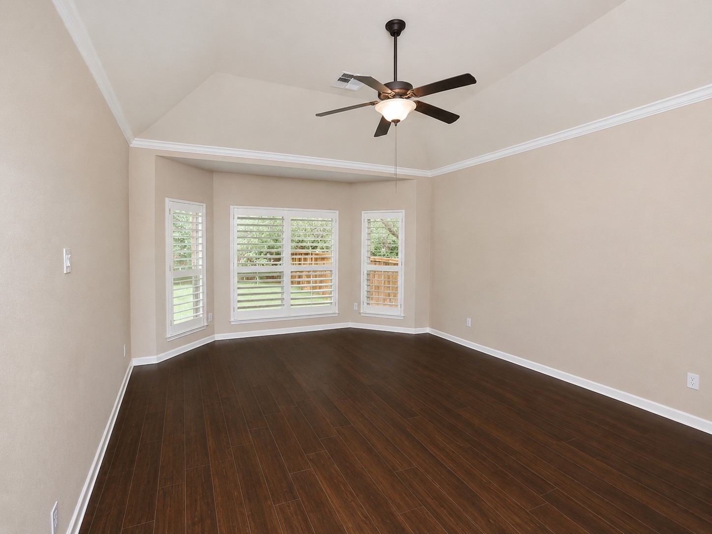 12320 Montclair Bend Austin, TX 78732 - Photo 8 of 28