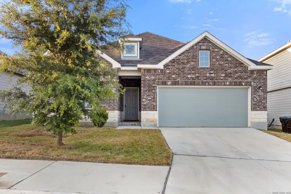 $1,910 | 12514 Betelgeuse, San Antonio, TX 78245