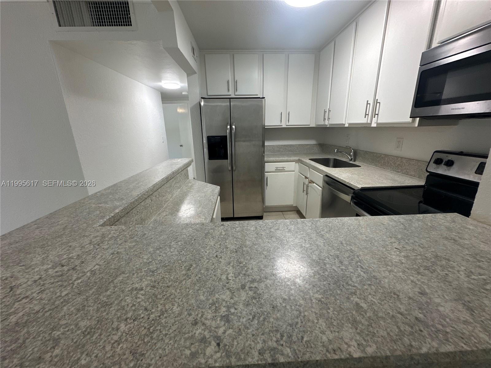 7951 Southwest 104th Street, Unit 209D Miami, FL 33156 - Photo 5 of 16 Photo 5