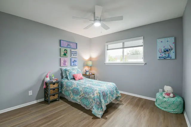 $195,000 | 7931 Ellinger Lane, Houston, TX 77040