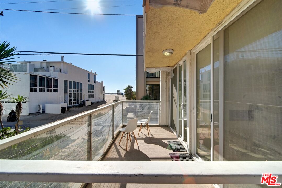 15 Spinnaker Street, Unit 101 Marina del Rey, CA 90292 - Photo 34 of 39