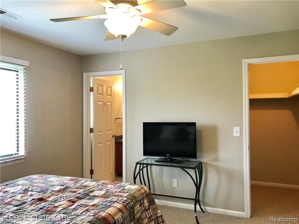1558 Meadowside Drive, Unit 191 Rochester Hills, MI 48307 - Photo 12 of 19