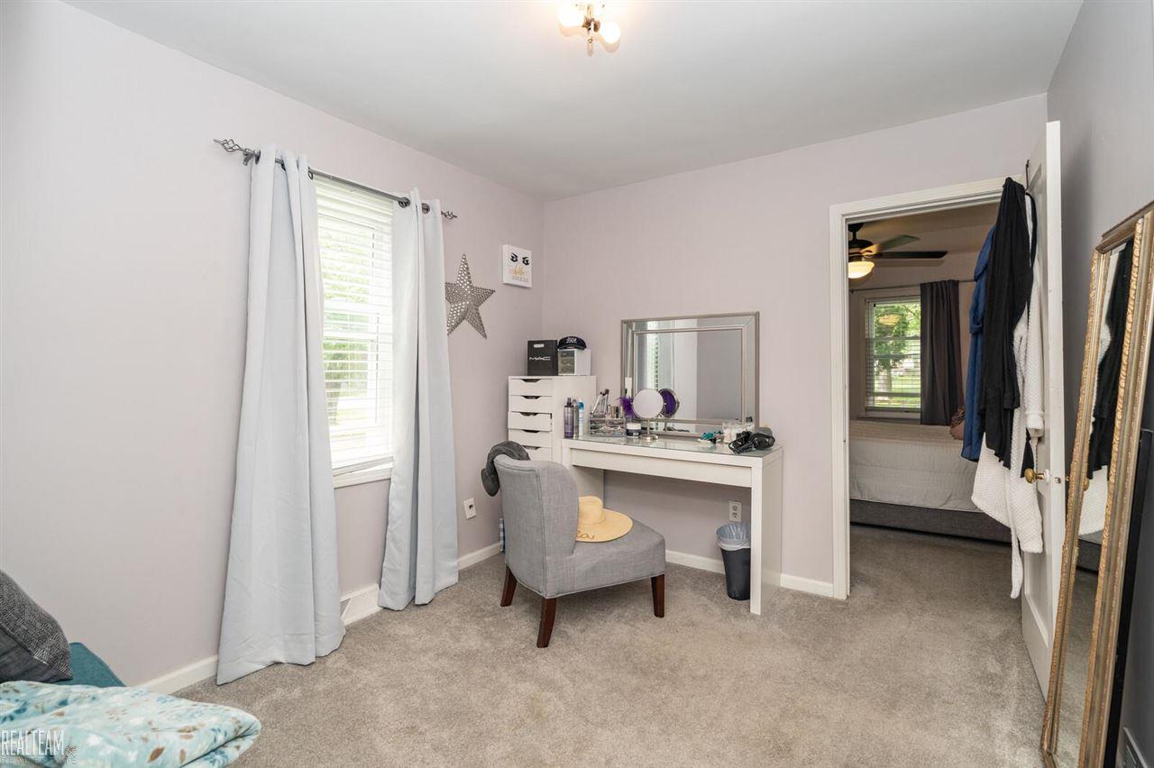 3725 Hazelton Avenue Rochester, MI 48307 - Photo 15 of 27 50043530-14.JPG