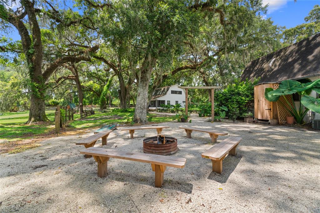 889 Southwest 165th Street Ocala, FL 34473 - Photo 14 of 100