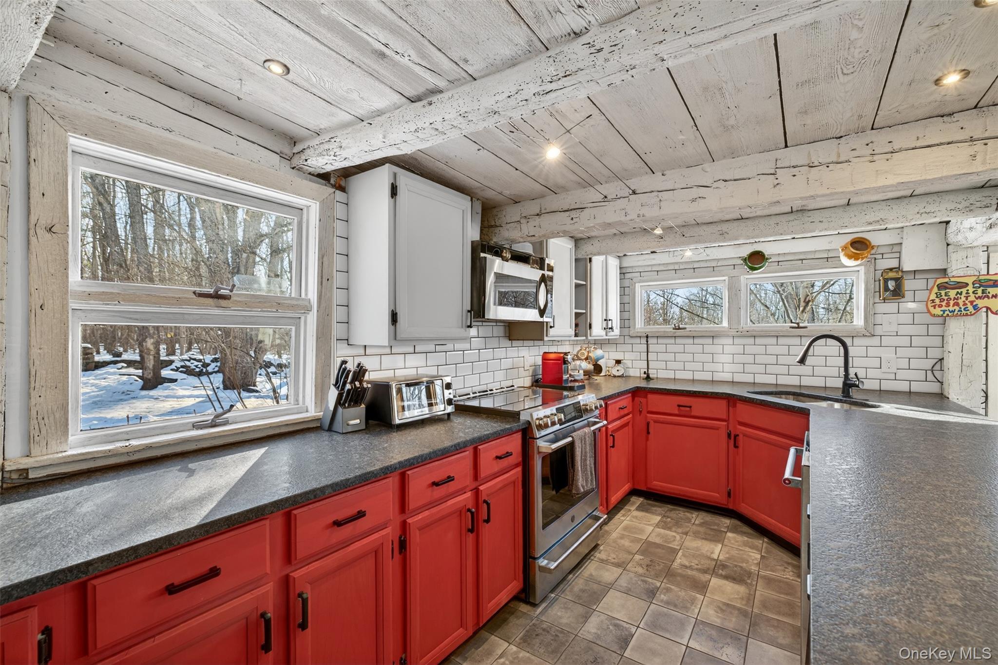 101 Drake Road Pleasant Valley, NY 12569 - Photo 25 of 47