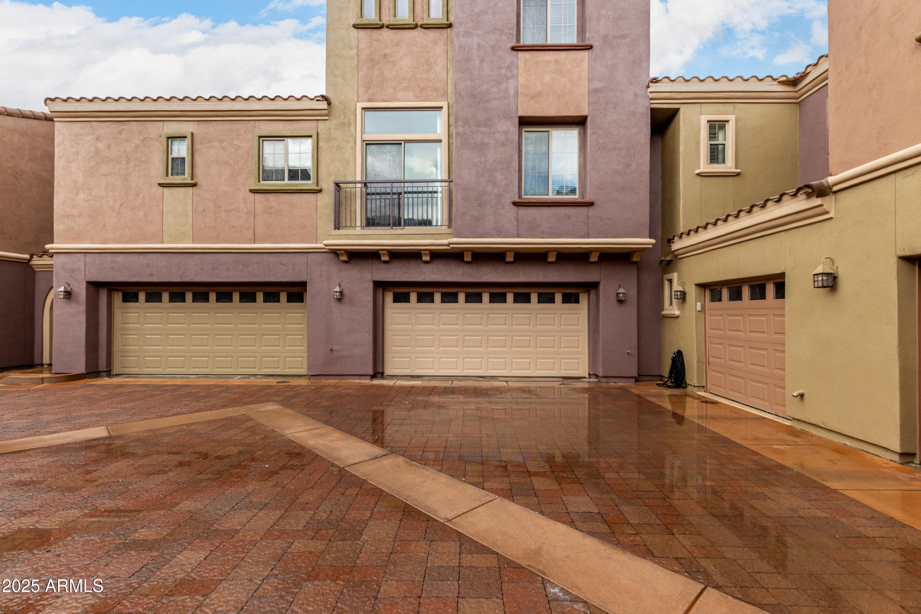3935 East Rough Rider Road, Unit 1190 Phoenix, AZ 85050 - Photo 20 of 34 RR Garage outside
