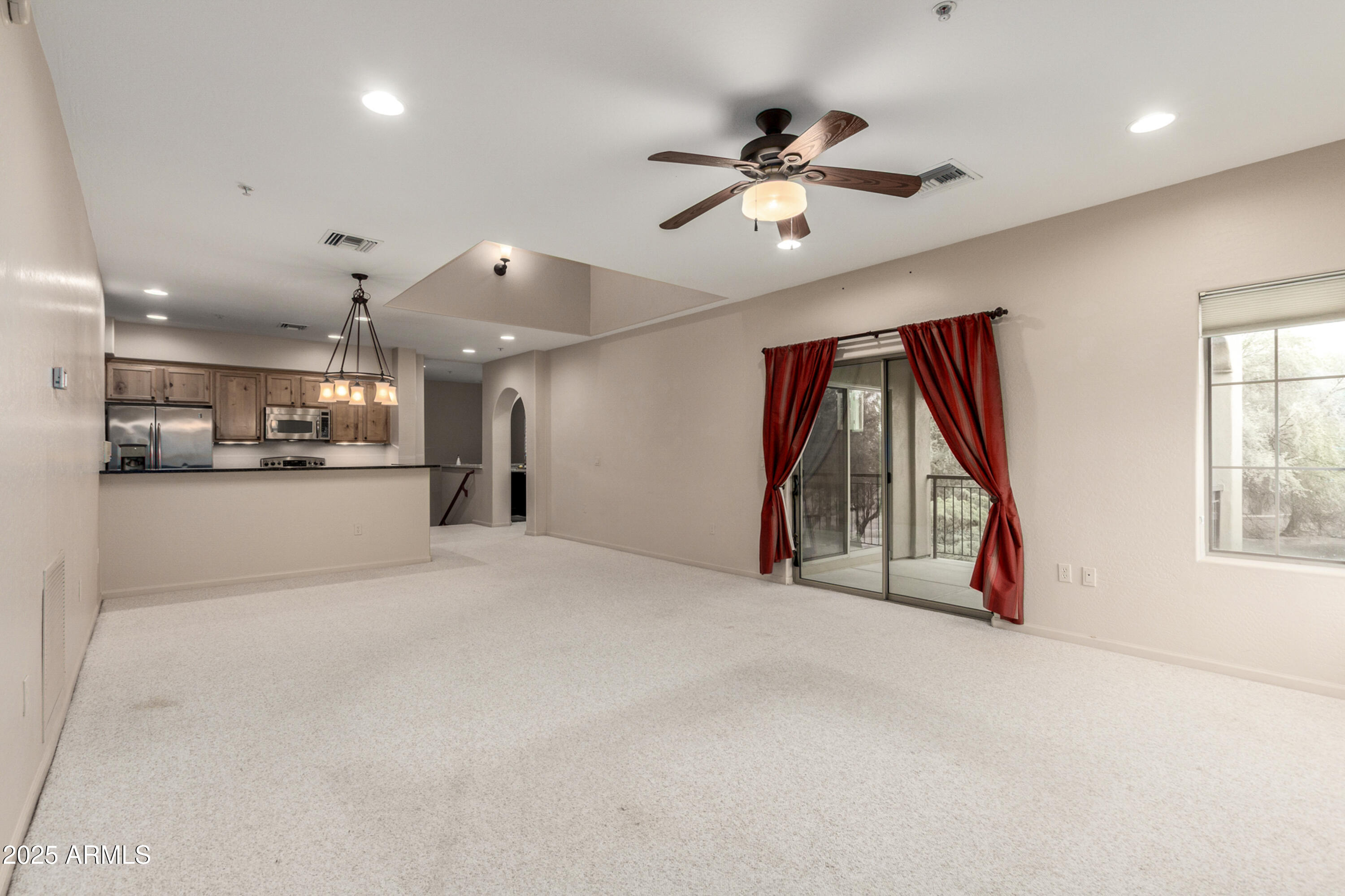 3935 East Rough Rider Road, Unit 1190 Phoenix, AZ 85050 - Photo 4 of 34 RR Living 2