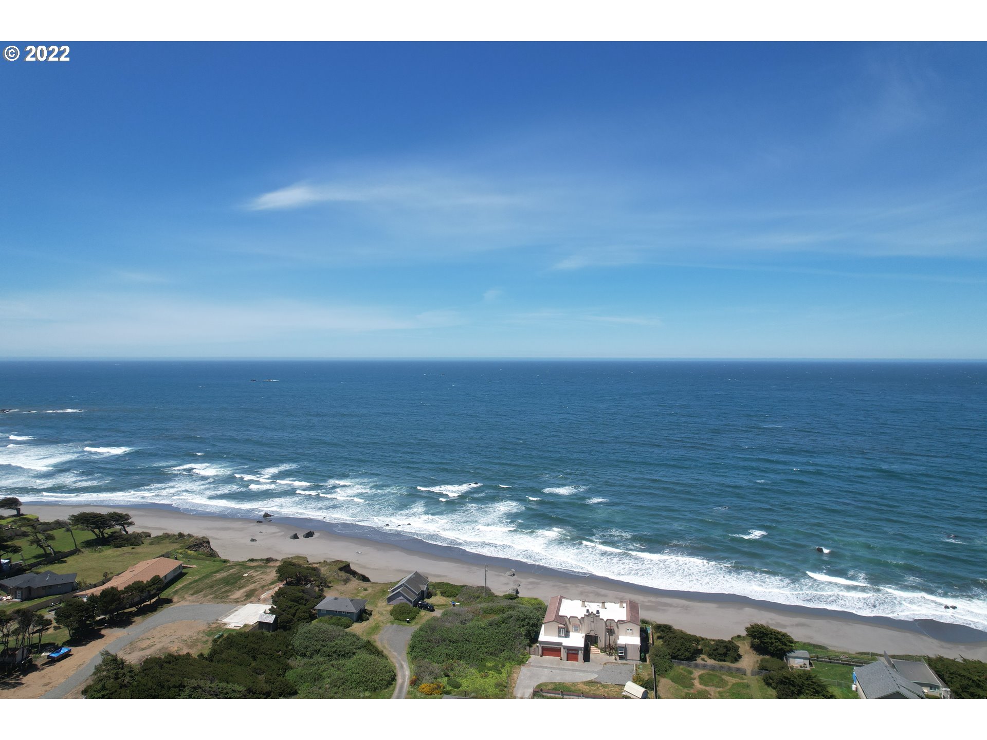 0 Grange Road, Unit 2000 Gold Beach, OR 97444 - Photo 26 of 27 a view of an ocean