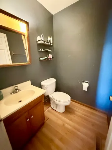 $260,000 | 1341 Beverly Lane, Streamwood, IL 60107