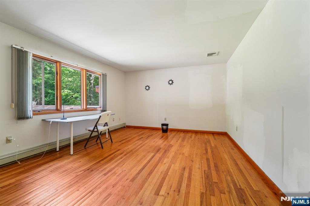 724 Tall Oaks Court Franklin Lakes, NJ 07417 - Photo 26 of 43