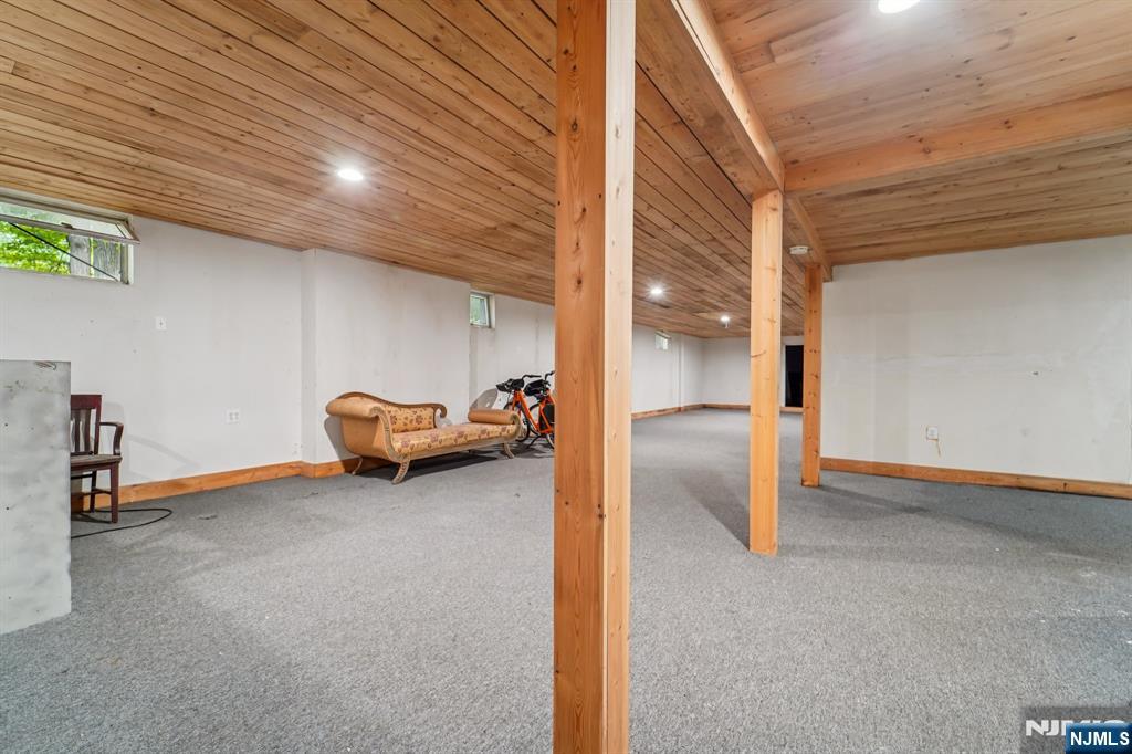 724 Tall Oaks Court Franklin Lakes, NJ 07417 - Photo 33 of 43