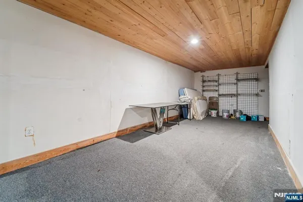 $1,300,000 | 724 Tall Oaks Court, Franklin Lakes, NJ 07417