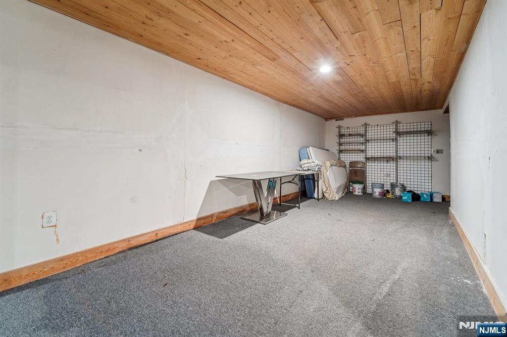 724 Tall Oaks Court Franklin Lakes, NJ 07417 - Photo 34 of 43