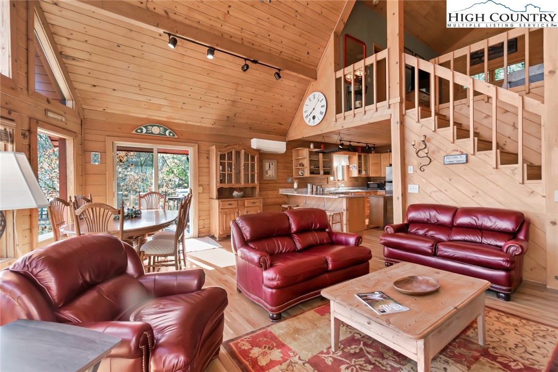 657 Skiview Road Seven Devils, NC 28604 - Photo 22 of 48 Gallery Image 22
