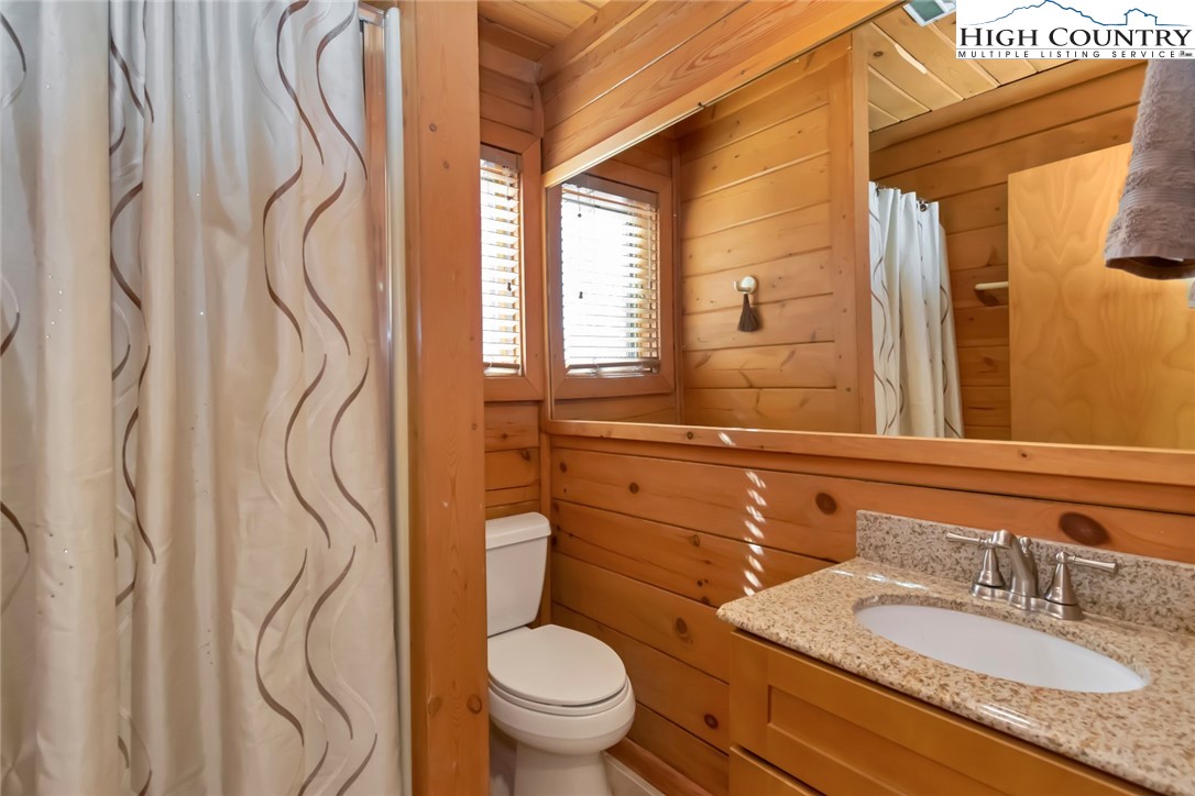 657 Skiview Road Seven Devils, NC 28604 - Photo 7 of 48 Gallery Image 7