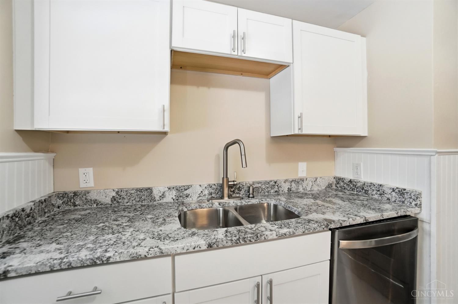 5641 Samver Road Cincinnati, OH 45239 - Photo 22 of 70 Gallery Image 22