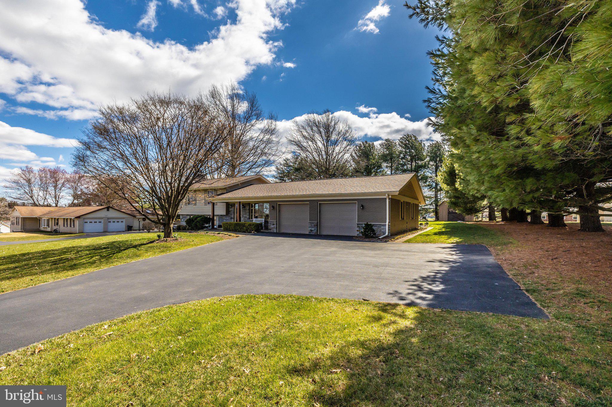 11405 Ridge Lane Monrovia, MD 21770 - Photo 44 of 74 Exterior Front