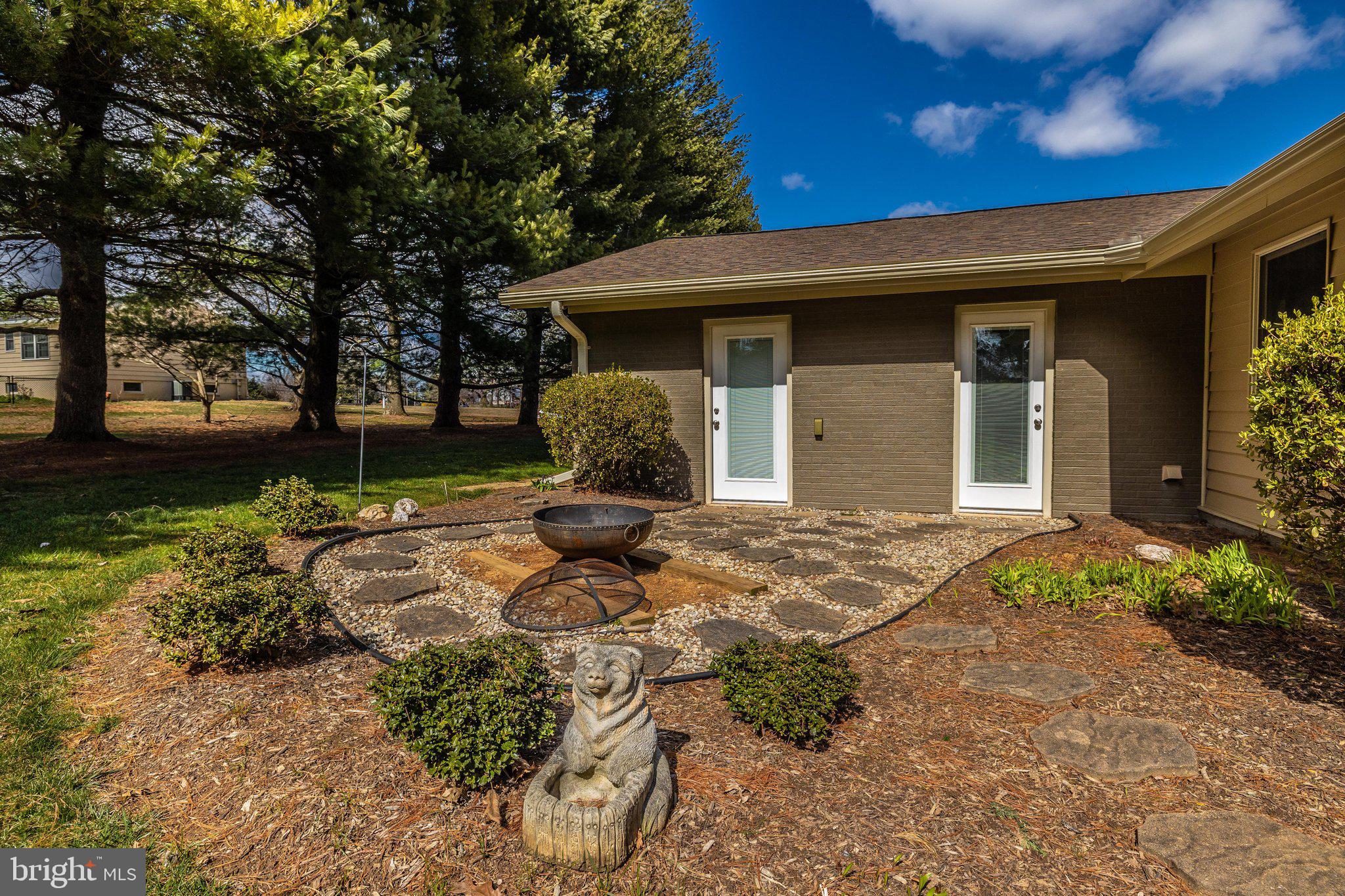 11405 Ridge Lane Monrovia, MD 21770 - Photo 57 of 74 Exterior Back