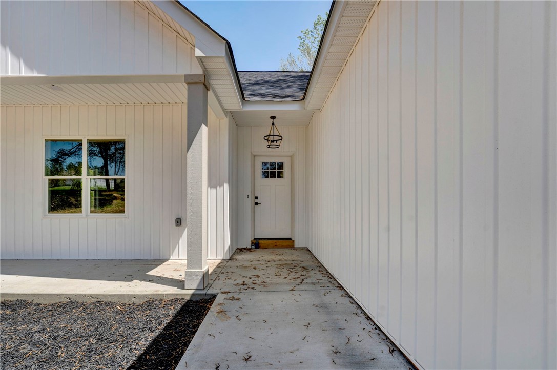 203 Castlebrook Drive Walhalla, SC 29691 - Photo 3 of 14