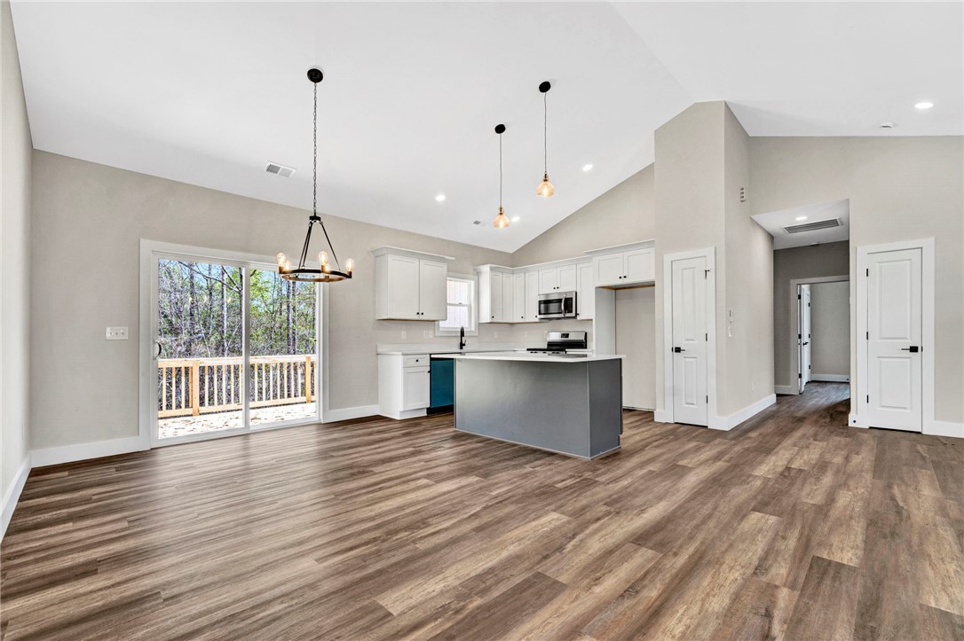 203 Castlebrook Drive Walhalla, SC 29691 - Photo 6 of 14