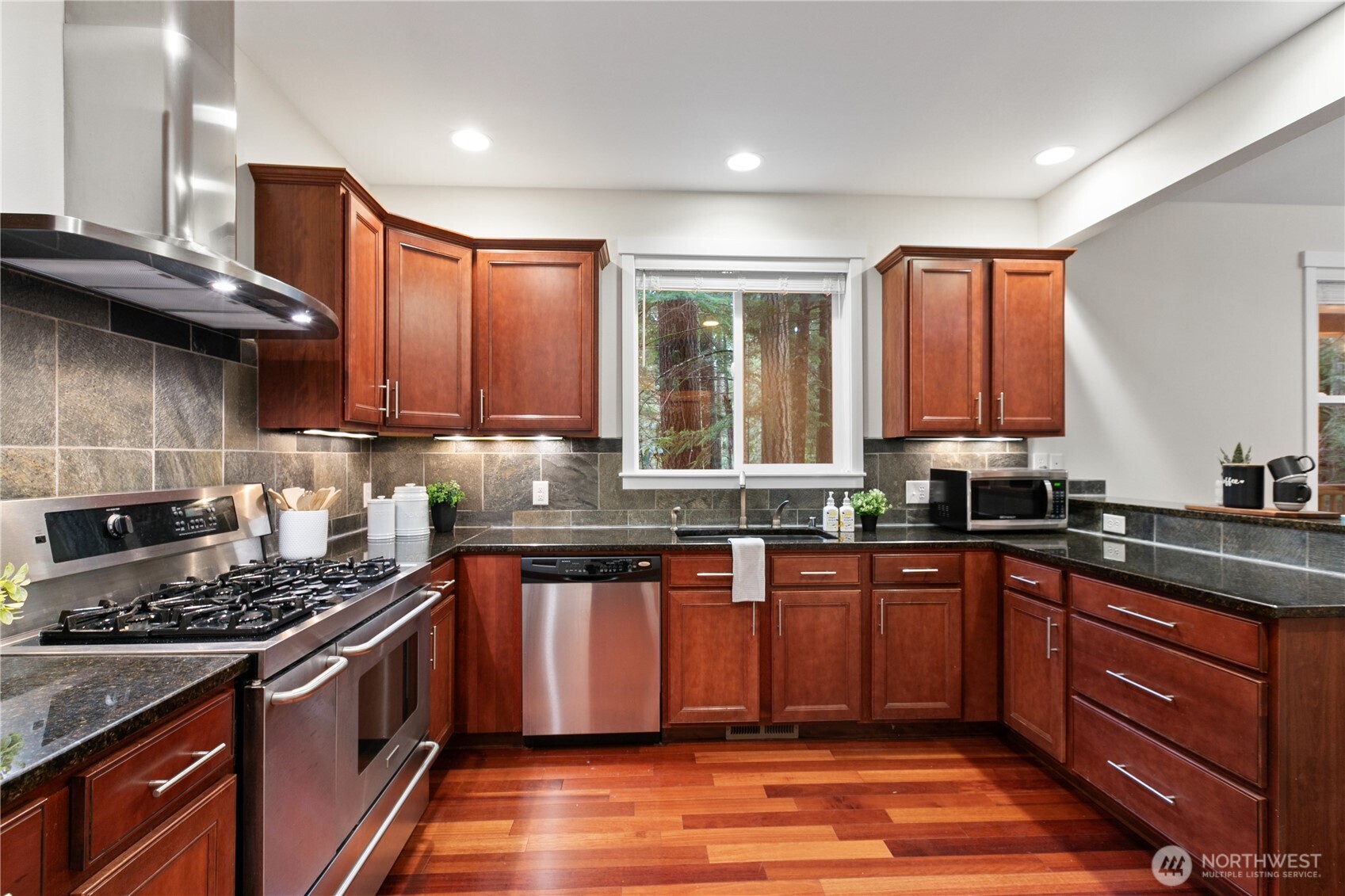 3 Arabian Way Bellingham, WA 98229 - Photo 13 of 37 Gallery Image 13