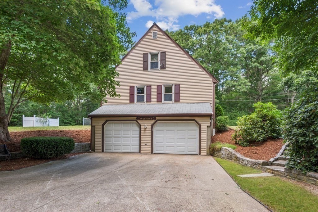 87 Boot Pond Road Plymouth, MA 02360 - Photo 4 of 33 Gallery Image 4