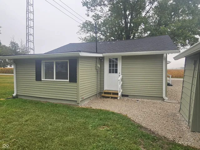$194,500 | 208 East Midway Street, Colfax, IN 46035