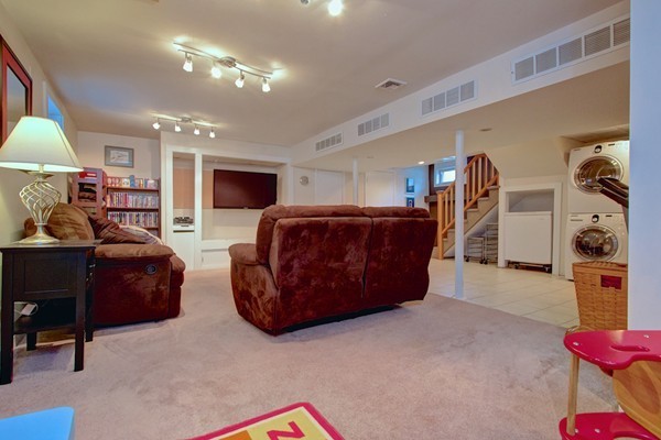 5 Russell Road Winchester, MA 01890 - Photo 17 of 21